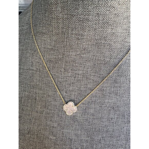Gold-Plated Clover Pendant Necklace With Mother-Of-Pearl Inlay & Rhinestone Acce - Picture 5 of 6